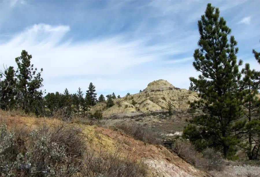 3808 Moon Creek Road, Miles City, MT 59301 - #3