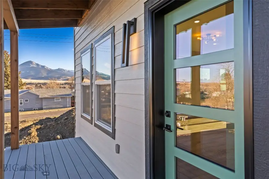 607 N L Street, Livingston, MT 59047 - #2