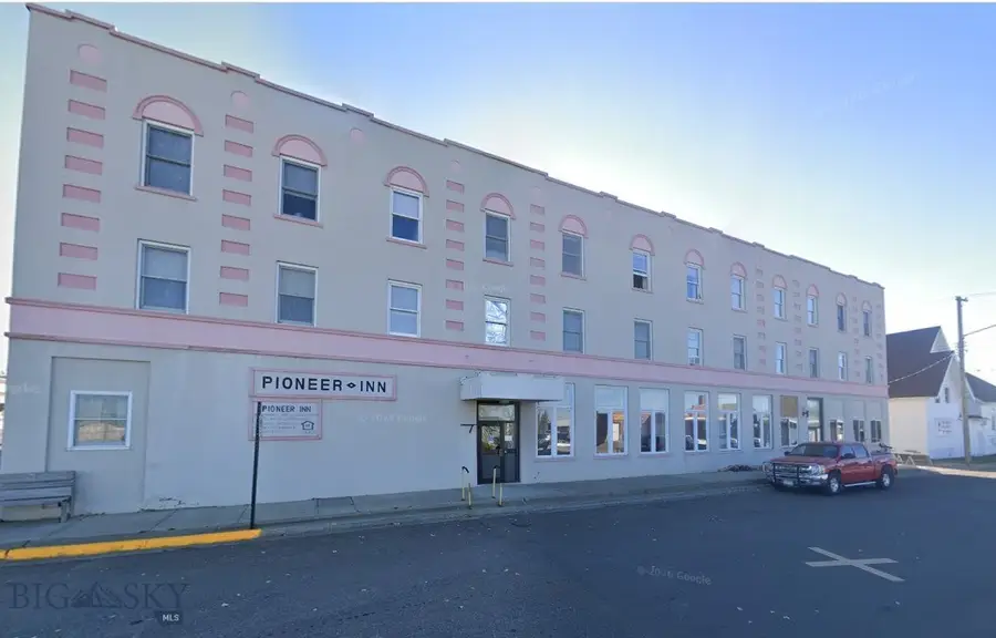 102 2nd Avenue W, Scobey, MT 59263 - #2