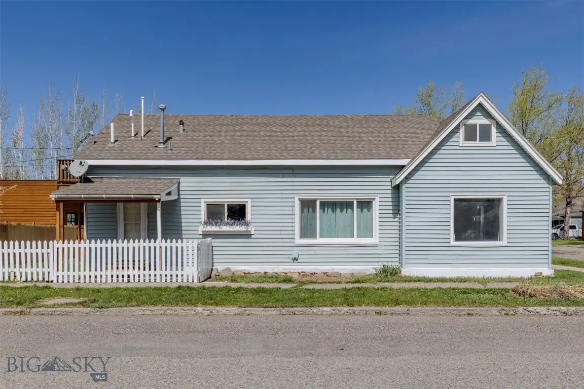 332 S K Street, Livingston, MT 59047 - #1