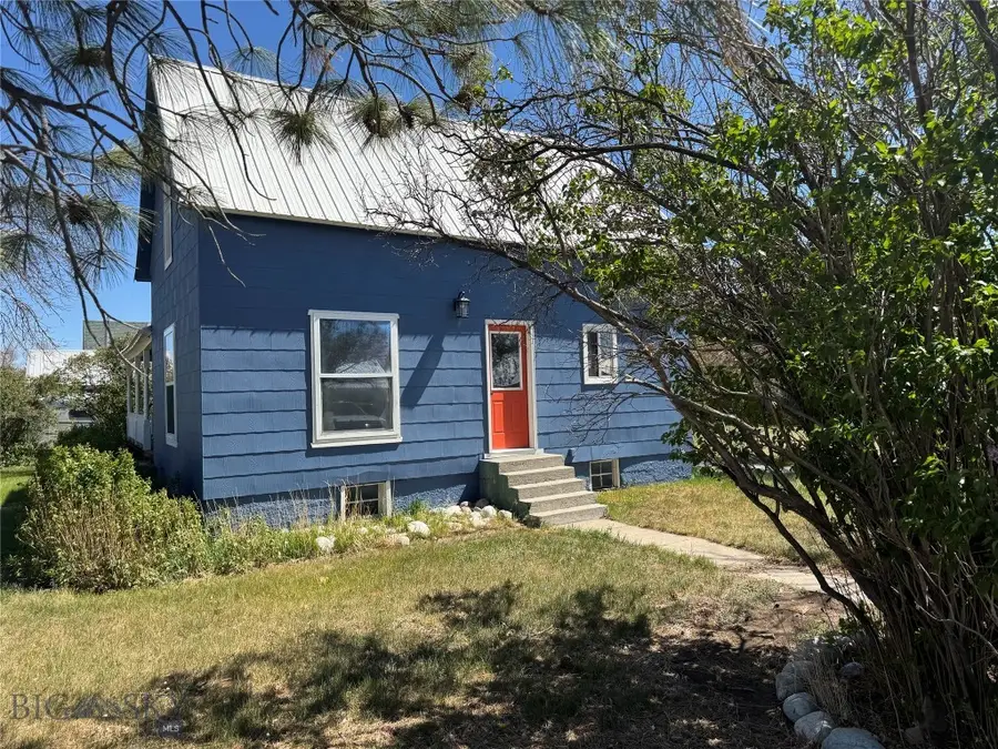 403 E 6th Avenue, Big Timber, MT 59011 - #2