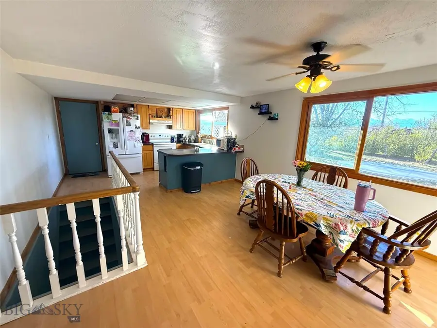 212 W 9th, Big Timber, MT 59011 - #2