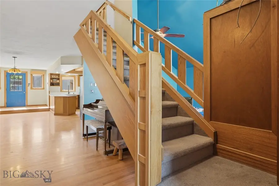 207 S Broadway Street, Manhattan, MT 59741 - #3