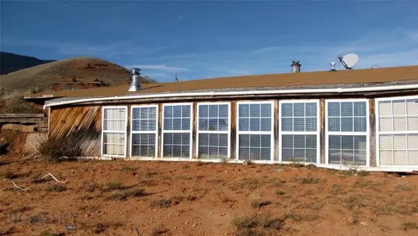 517 Deadman Creek Road, Bridger, MT 59014