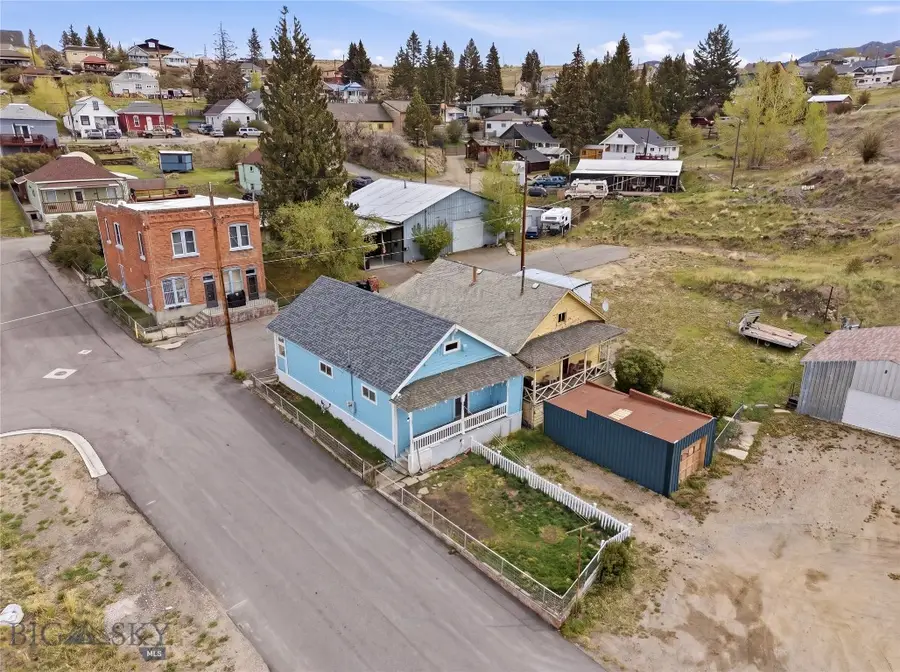 102 Mullin Street, Butte, MT 59701 - #3