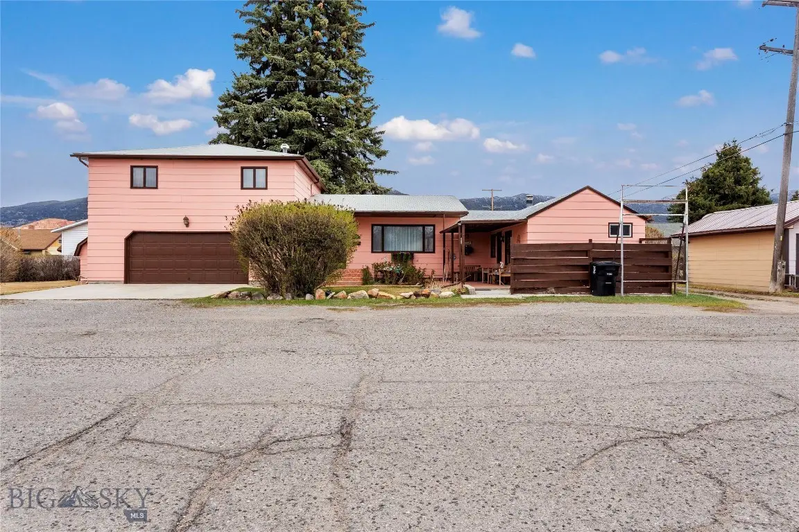 2100 Wall Street, Butte, MT 59701 - #1