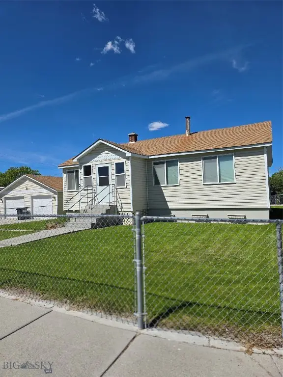 331 N Walnut St, Dillon, MT 59725 - #1