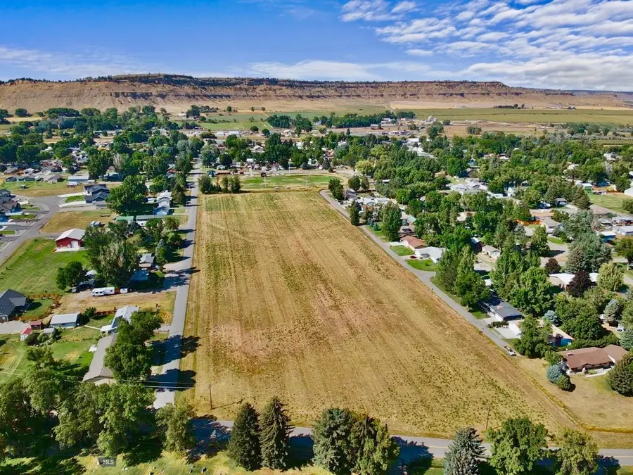 522 3rd Street Sw, Park City, MT 59063 - #2