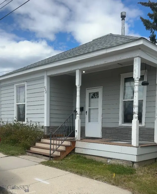 832 Emma Street, Butte, MT 59701 - #1