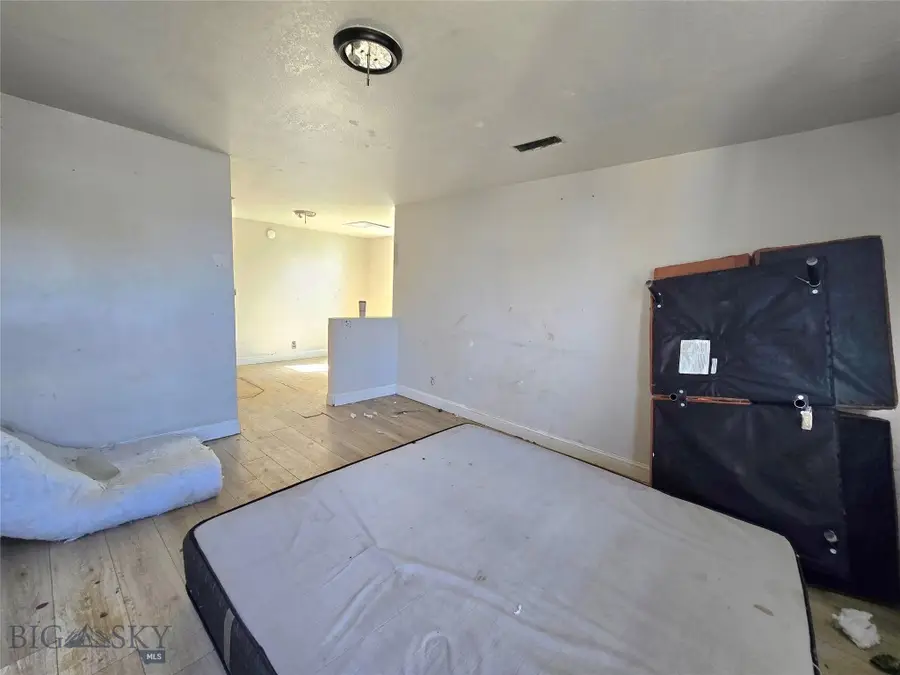17 W La Platte, Butte, MT 59701 - #2