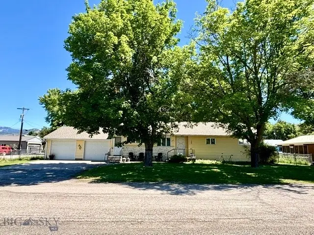 206 Stanton Street, Plains, MT 59859 - #1