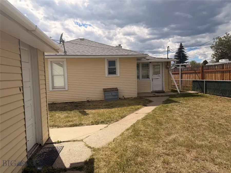 1818 Stuart, Butte, MT 59701 - #3