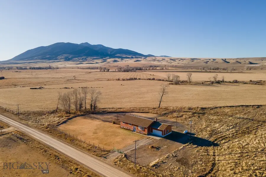 453 Middle Rd, Sheridan, MT 59749 - #2