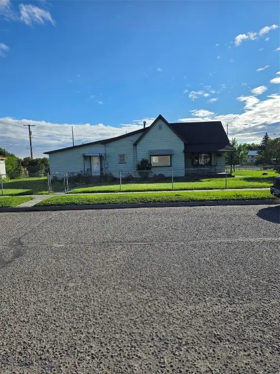 405 N Pacific, Dillon, MT 59725