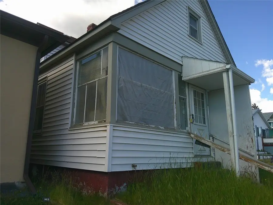 405 W Commercial Avenue, Anaconda, MT 59711 - #3