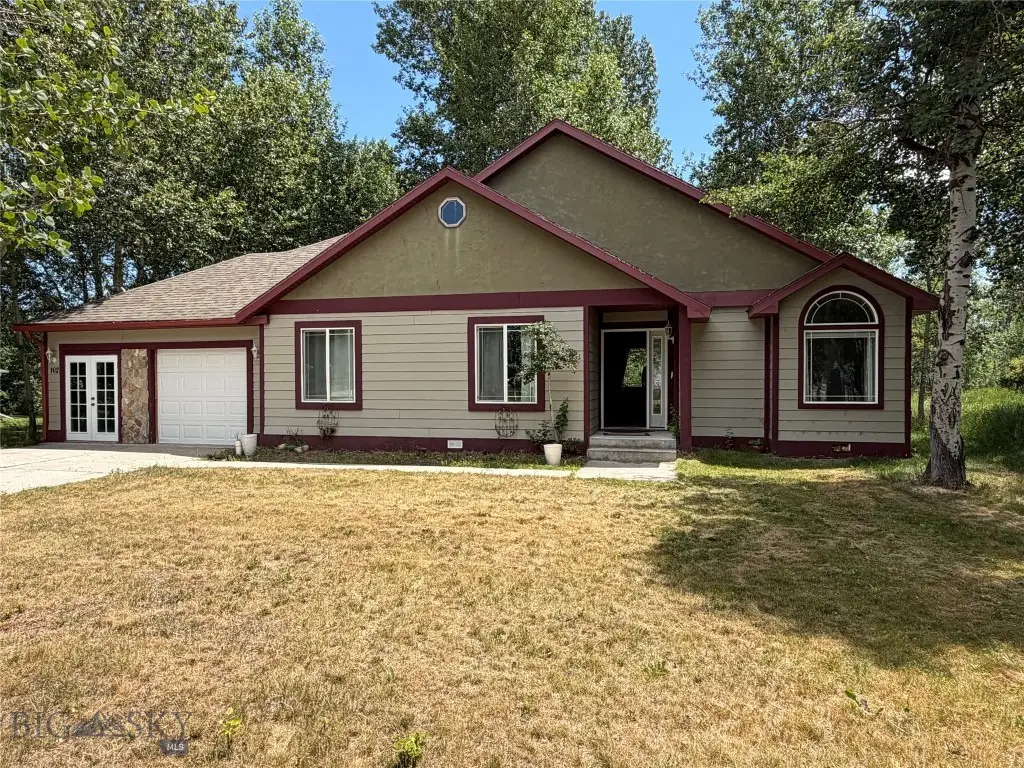 102 S 3rd Street, Roberts, MT 59070 - #1