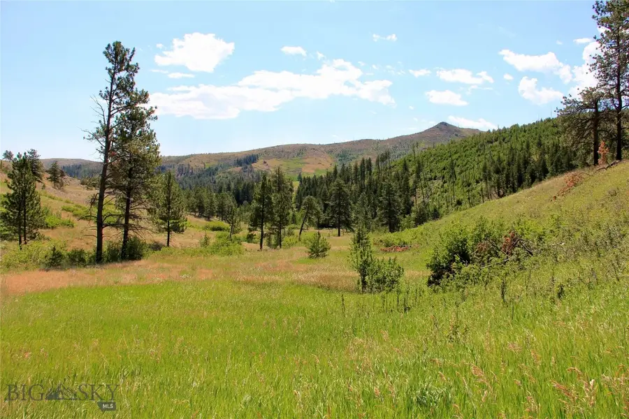 378 W Bridger Creek Road, Greycliff, MT 59033 - #2