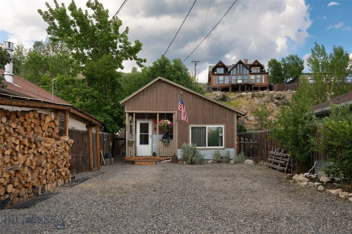 202 5th Street W, Gardiner, MT 59030 - #1