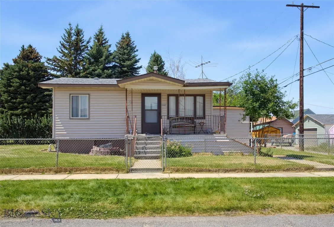 2327 Garrison Avenue, Butte, MT 59701 - #1