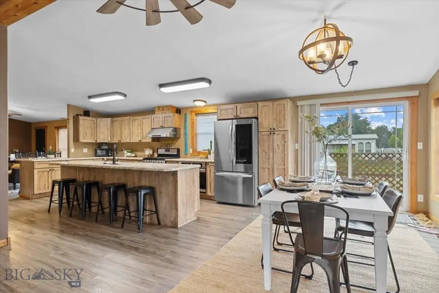 515 1st St Se, Park City, MT 59063 - #2