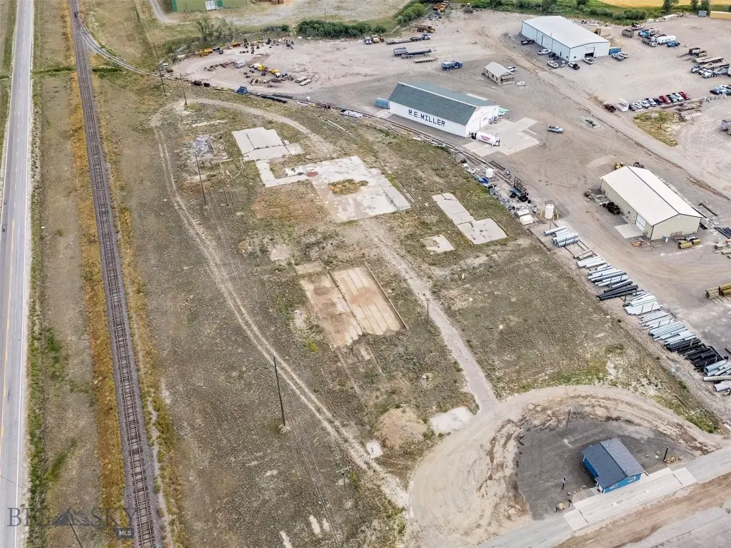 7725 S Highway 91, Dillon, MT 59725 - #1