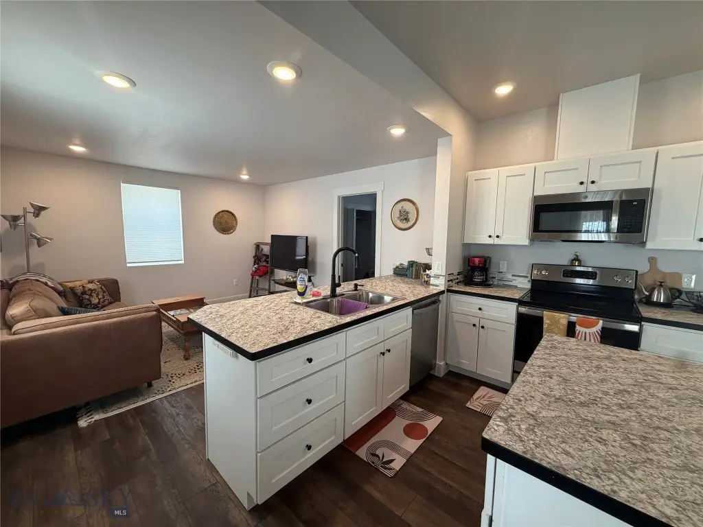 304 E Larime Street, White Sulphur Springs, MT 59645 - #1