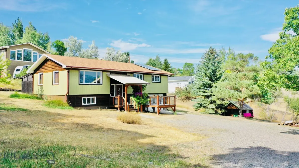 205 E Montana Street, Livingston, MT 59047 - #1