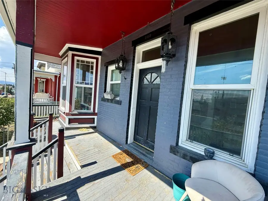 309 W Granite Street, Butte, MT 59701 - #2