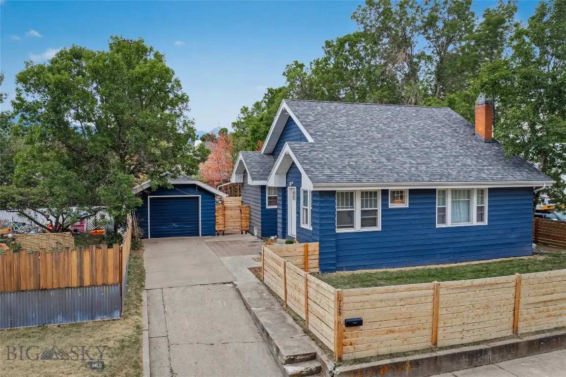 725 W Callender Street, Livingston, MT 59047 - #1