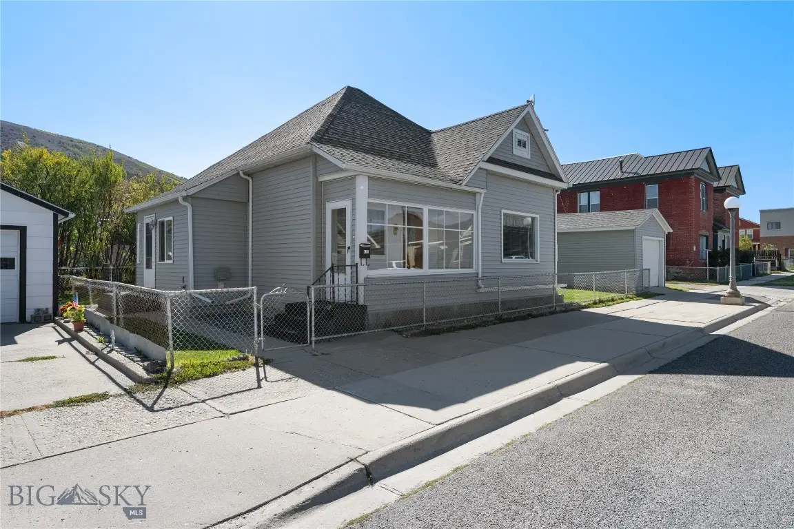 615 E 4th, Anaconda, MT 59711 - #1
