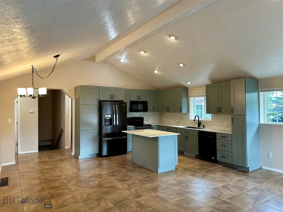 2696 S Dakota Street, Butte, MT 59701 - #3