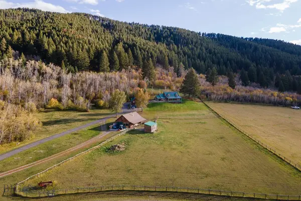 9293 Sky Ridge Dr, Bozeman, MT 59715