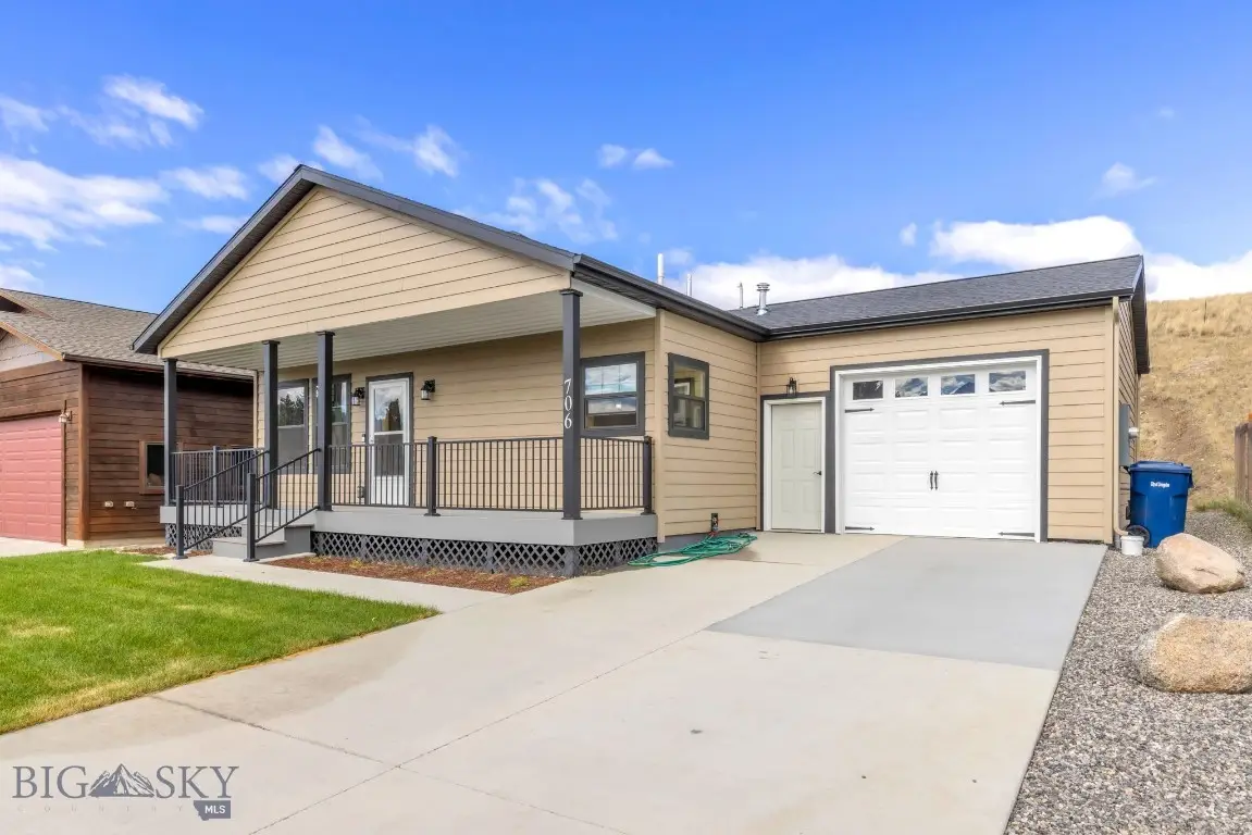706 W Summit Street, Livingston, MT 59047 - #1