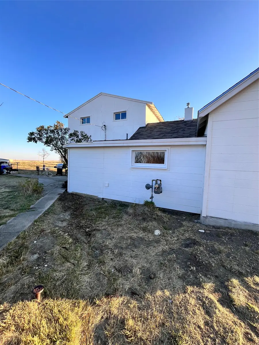 534 and 546 Wolf Avenue, Sweet Grass, MT 59484 - Image #2