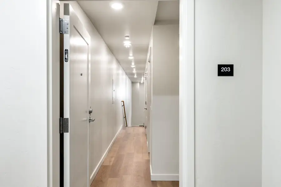 59 E Park Street #203, Butte, MT 59701 - Image #2