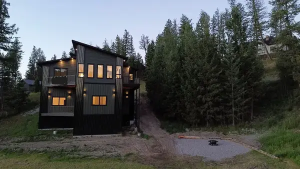 34 Grizzly Court, Bigfork, MT 59911