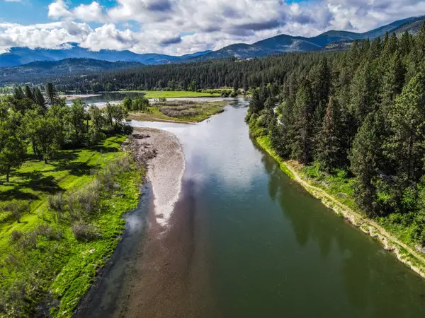 291 River Road W, Plains, MT 59859