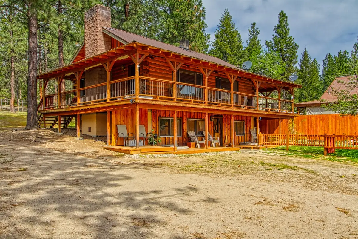 456 Blue Jay Lane, Hamilton, MT 59840 - Image #1