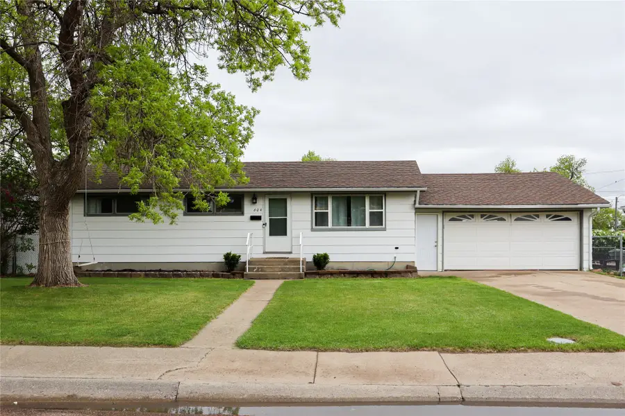 604 27th Avenue Ne, Great Falls, MT 59404 - #2