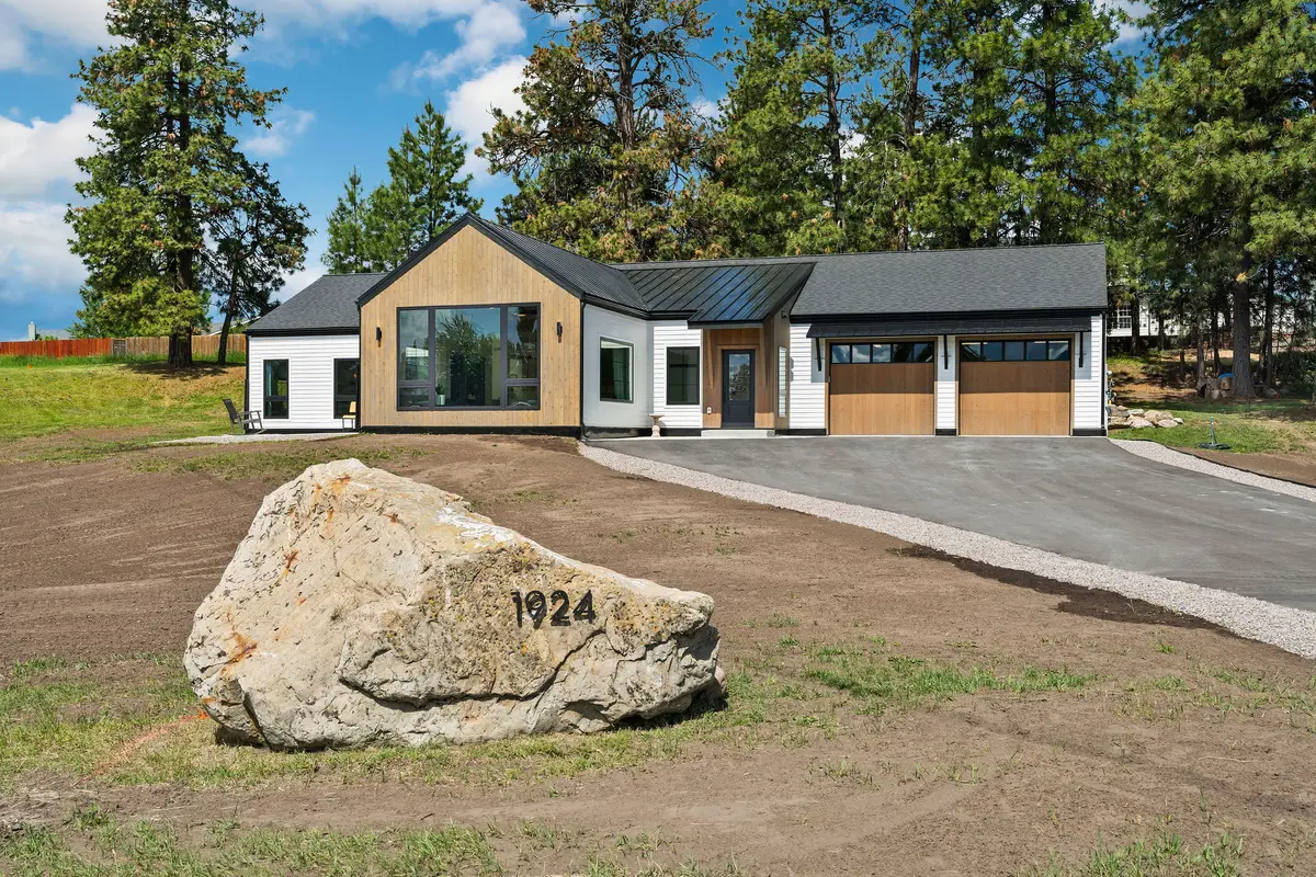 1924 Rapids Avenue, Columbia Falls, MT 59912 - Image #1