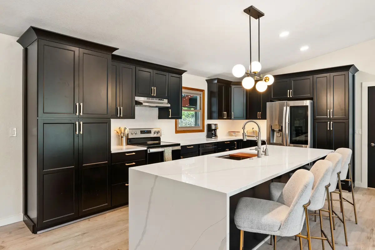 212 Sunrise Lane, Lakeside, MT 59922 - Image #1