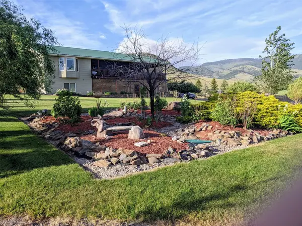 4 Mule Deer Lane, Plains, MT 59859