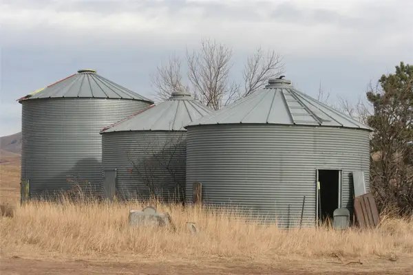 981 Cora Creek Road, Raynesford, MT 59469