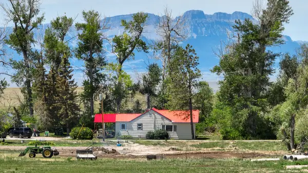 1720 Us Highway 408, Fairfield, MT 59436