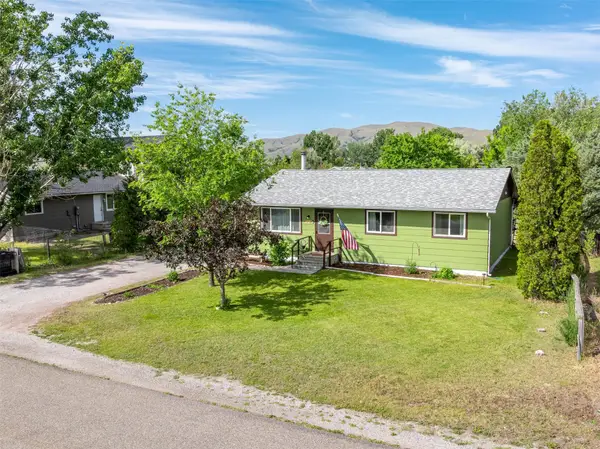 512 S Cherry Street, Townsend, MT 59644