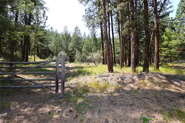 NHN Heir Loom Way, Plains, MT 59859