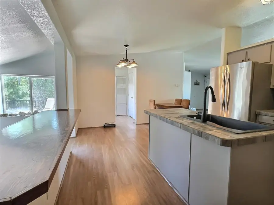 219 3rd Avenue Se, Cut Bank, MT 59427 - Image #3