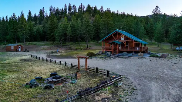 51 Livin Way, Plains, MT 59859