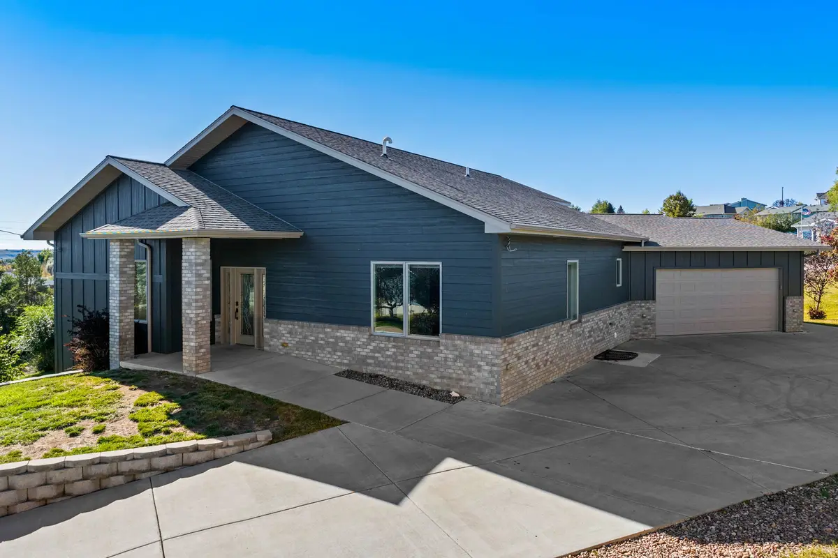 123 29a Avenue Ne, Great Falls, MT 59404 - Image #1