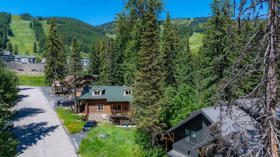 3827 Alpine Glow Avenue #B, Whitefish, MT 59937 - Image #3